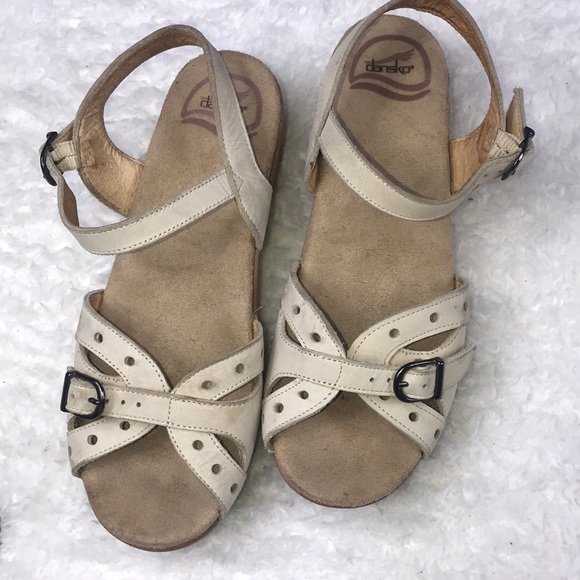 dansko sissy